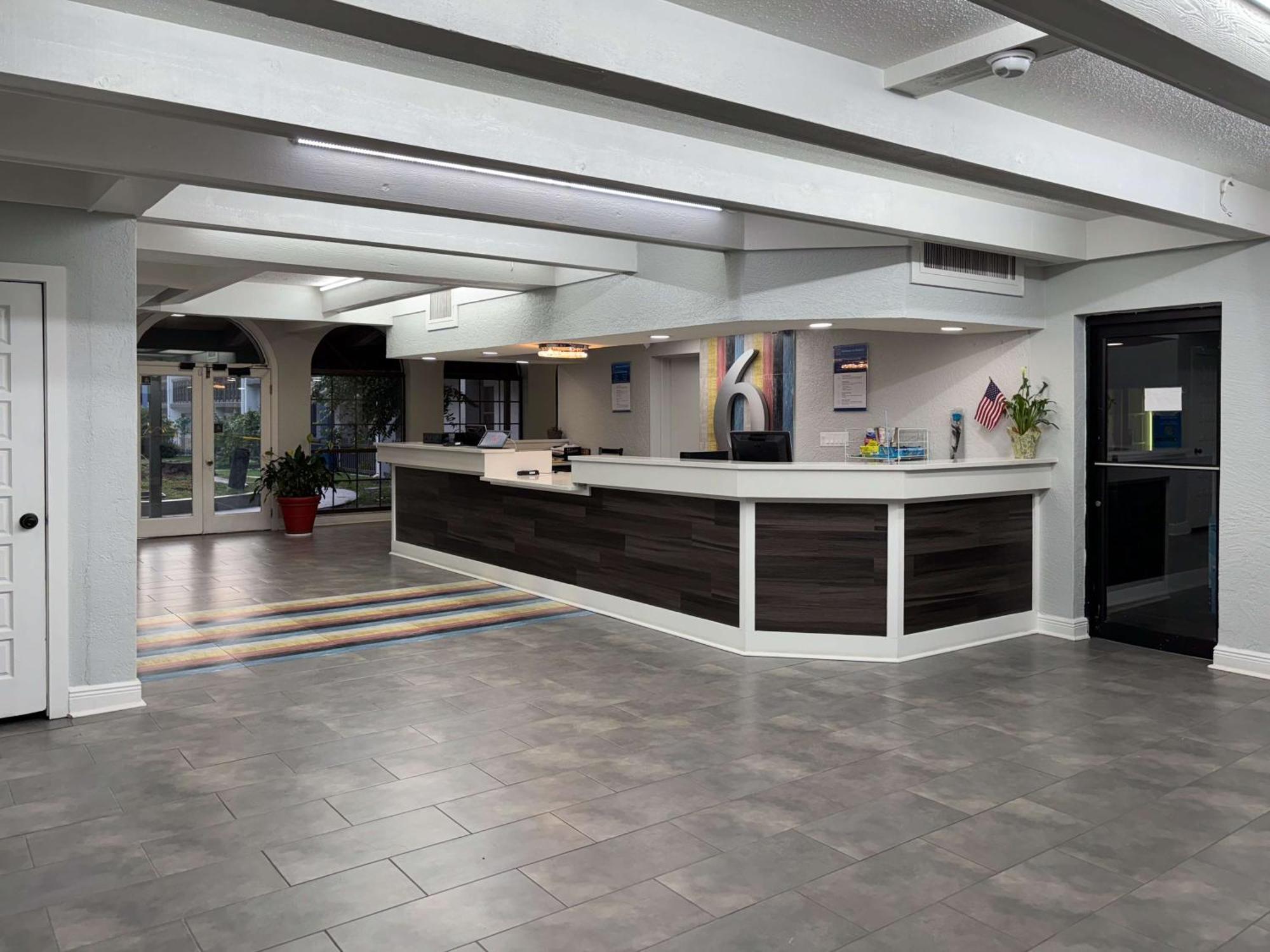 Motel 6 Tallahassee, Fl North Monroe Luaran gambar